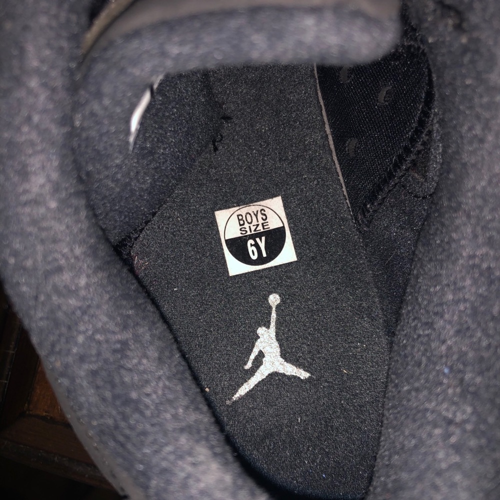 Jordan 6 - Picture 4 of 6